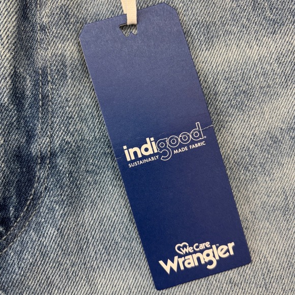 Wrangler High Rise Festival Bermuda Shorts Vintage Days Blue Denim 26 New - Picture 10 of 11